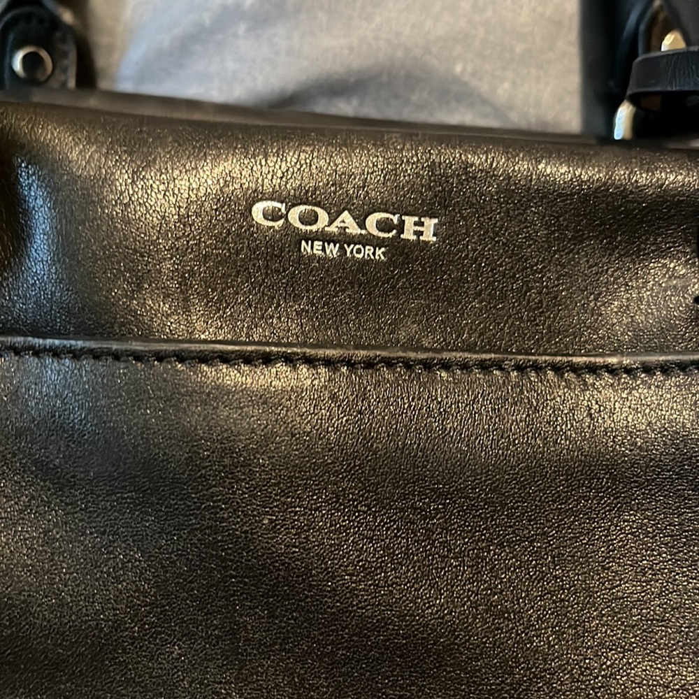 Purse - Picture 3 of 12
